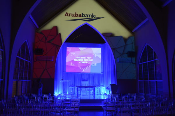 Aruba Beamer Sound Audio Visual Speaker Production Event Planning